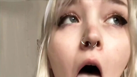 Teen Touches Herself In Bedroom