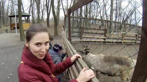 Sweet Blonde Maiden Rosa Mentoni Gets...